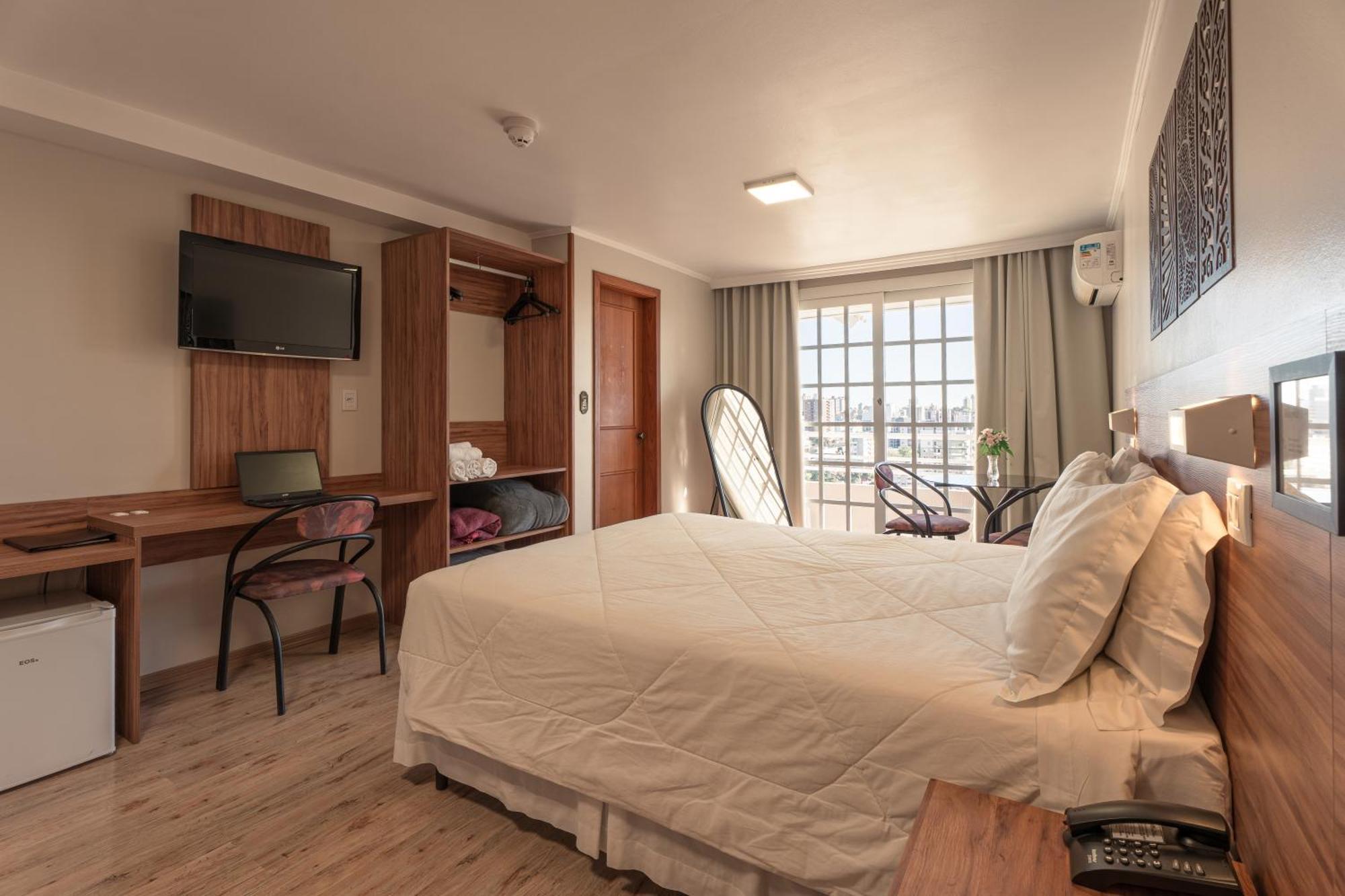 Bento Gonçalves Hotel Mont Blanc מראה חיצוני תמונה