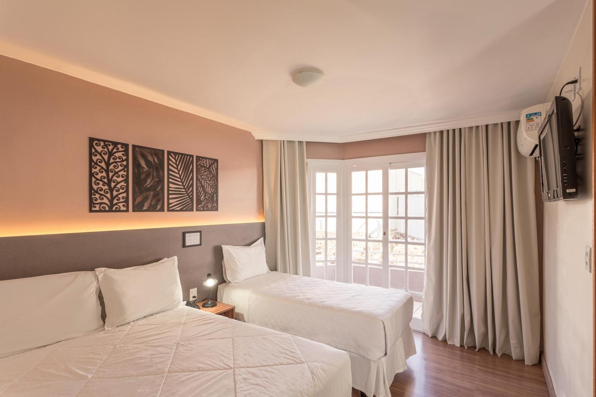 Bento Gonçalves Hotel Mont Blanc מראה חיצוני תמונה
